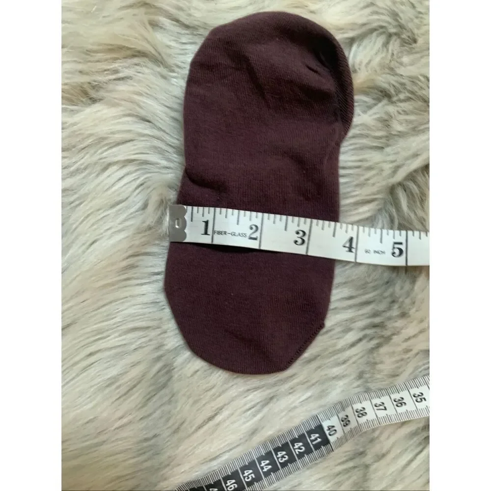 NWOT Cole Haan Brown No Show Socks Size 4-10